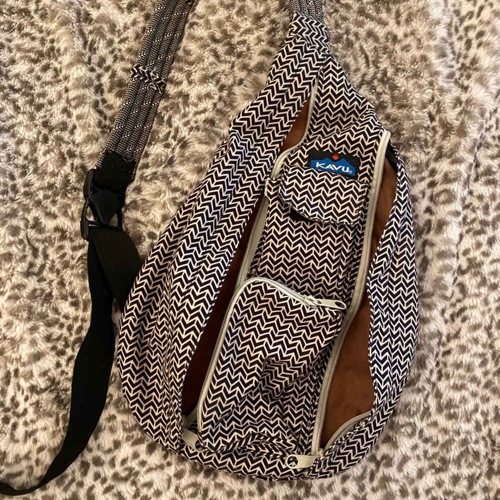 New condition Kavu  bag black /white